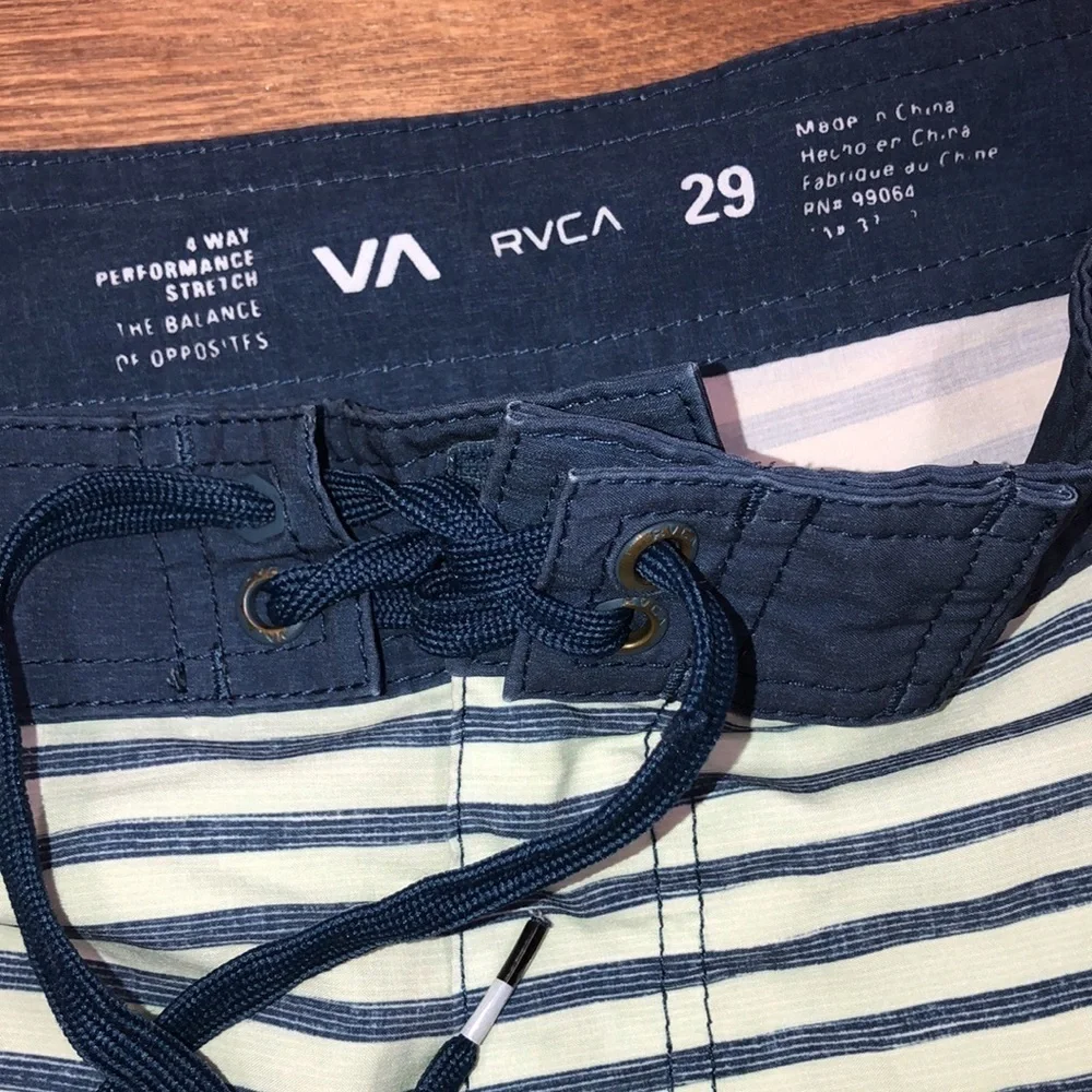 RVCA mens striped board/swim trunks/shorts size 29